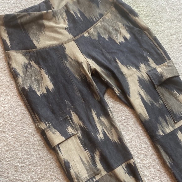 Alpine design Size small yoga fitness leggings with pockets - Picture 2 of 8